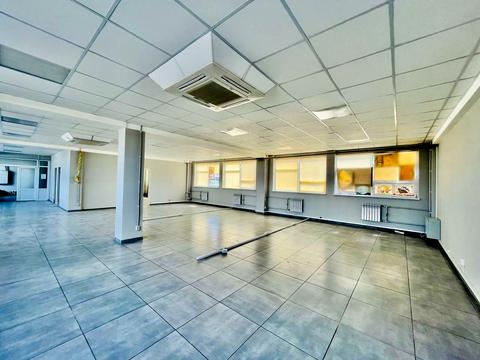 комерційна за адресою Різдвяна вул. (Енгельса), 29б