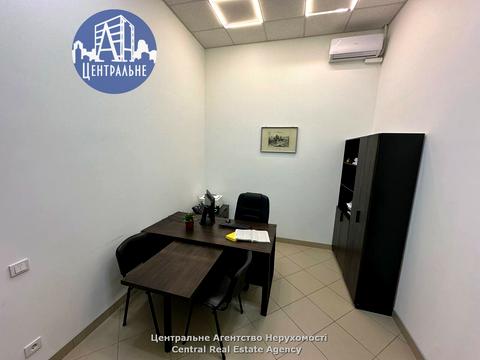 комерційна за адресою Нагірна вул., 7