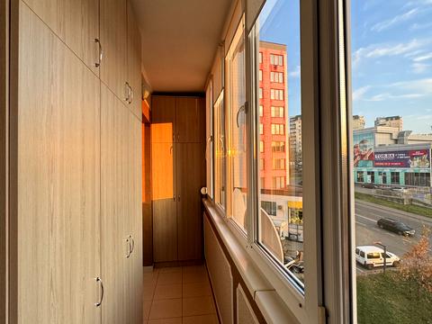 квартира за адресою Євгена Коновальця вул., 4