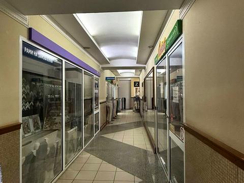 комерційна за адресою Кардинала Любомира Гузара вул., 34