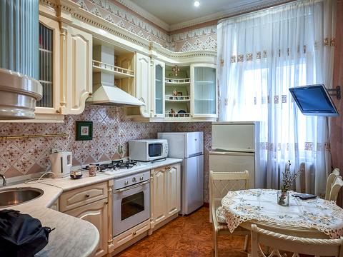 квартира за адресою Богдана Хмельницького вул., 27/1