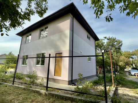 будинок за адресою Центральна вул., 10