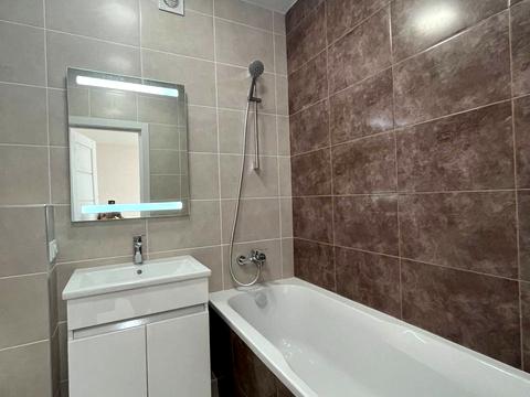 квартира за адресою Козакевича вул., 29