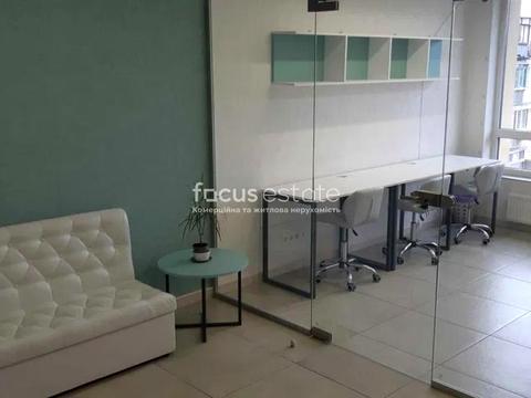 коммерческая по адресу Жилянская ул., 68