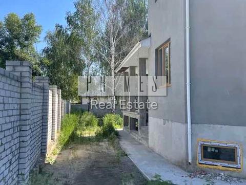 будинок за адресою Весняна вул.