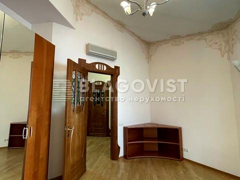 квартира по адресу Архитектора Городецкого ул., 15