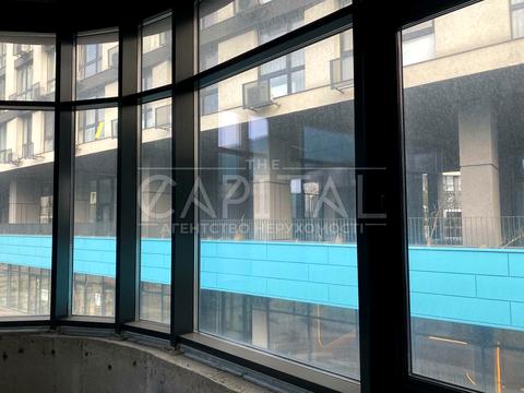 комерційна за адресою Зарічна вул., 2