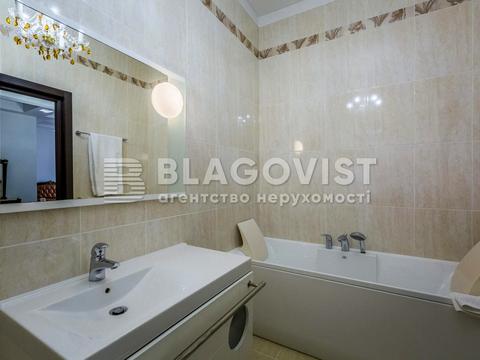 будинок за адресою Лугова вул.