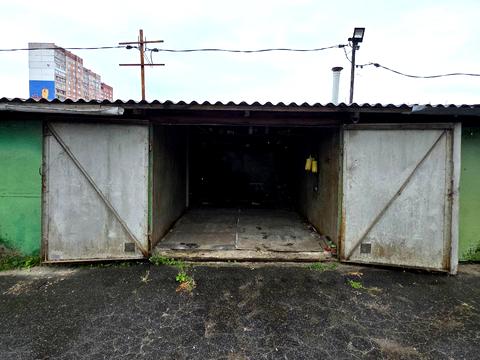 паркомісце за адресою Тараса Редькіна вул. (Пєшкова), 1