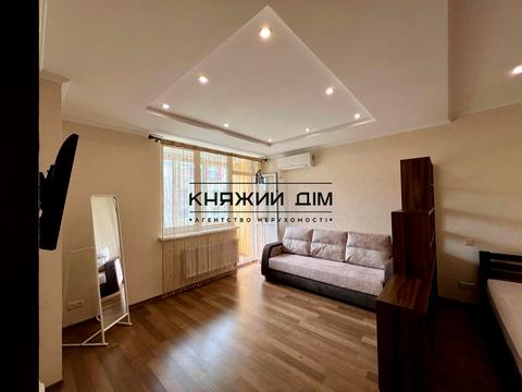 квартира за адресою Київ, Юлії Здановської вул. (Ломоносова), 46/1