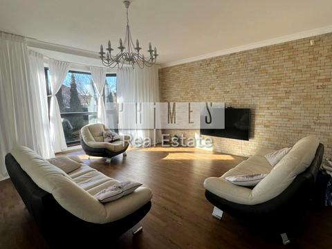 будинок за адресою Енергетиків вул.