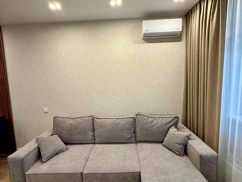квартира за адресою Олександра Олеся вул., 7