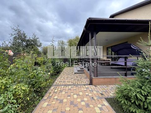 будинок за адресою 126-та Садова вул.