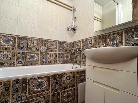 квартира за адресою Ревуцького вул., 42-А