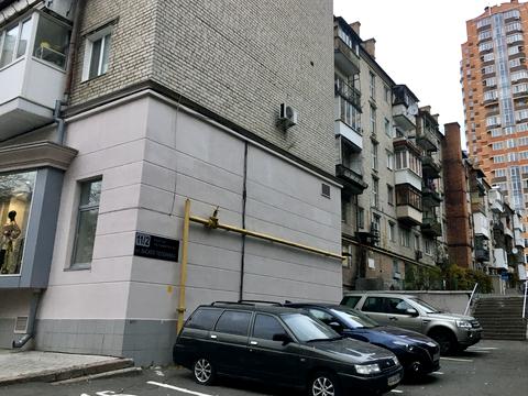 квартира по адресу Василия Тютюнника ул. (Анрі Барбюса), 11/2