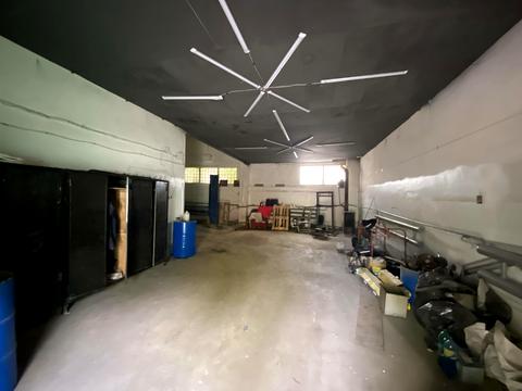 комерційна за адресою Курчатова пров., 20