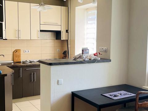 квартира по адресу Строителей ул., 5