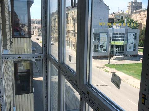 квартира за адресою Кооперативна вул., 18/20