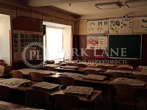 коммерческая по адресу Світлицького ул., 13