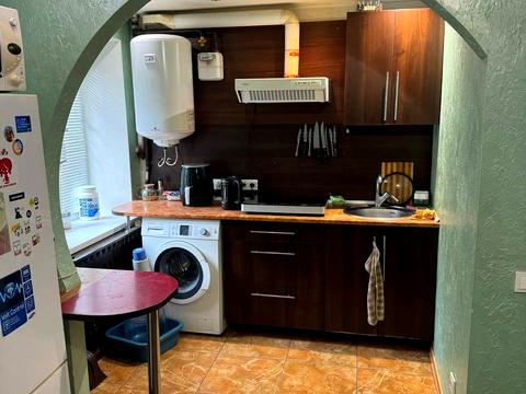 квартира за адресою Воскресенська, 12