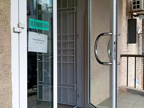 комерційна за адресою Антоновича вул. (Горького), 59а