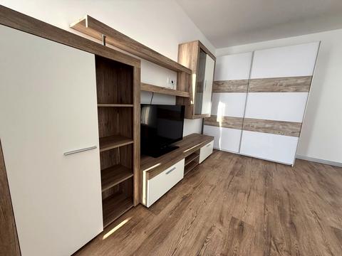 квартира за адресою Білогірська вул., 18є