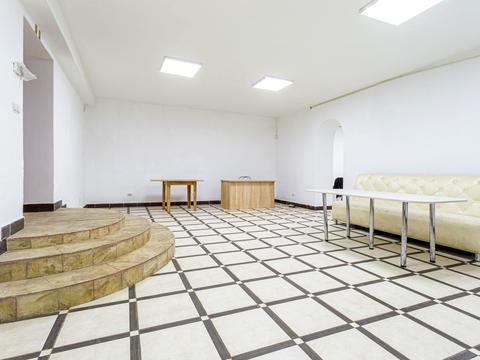 коммерческая по адресу Зеленая ул., 111