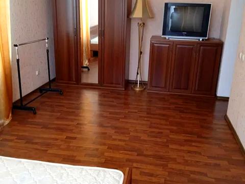 квартира по адресу Драгоманова ул., 1-А
