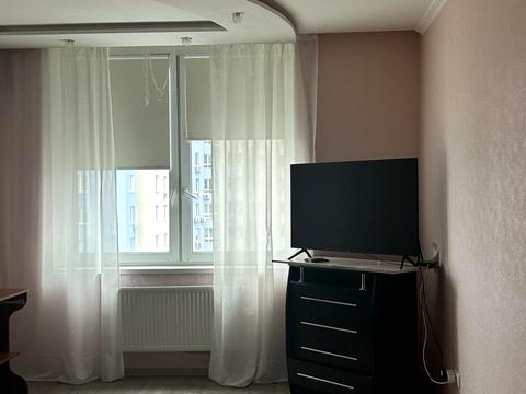 квартира за адресою Академіка Глушкова просп., 9-Г