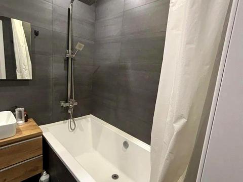 квартира за адресою Драгоманова вул., 6