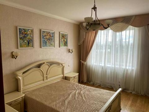 квартира за адресою Миколи Амосова вул., 4
