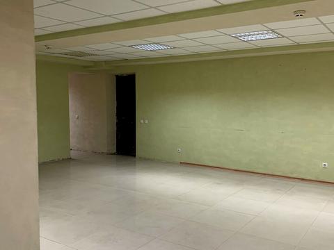 комерційна за адресою Богдана Хмельницького просп. (Героїв Сталінграда), 110