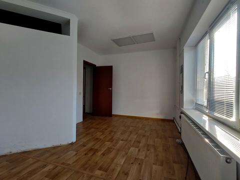 комерційна за адресою Зелена вул., 145