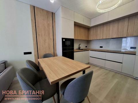 квартира за адресою Михайла Максимовича вул. (Онуфрія Трутенка), 28-Е