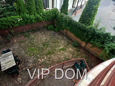 будинок за адресою Сергія Єфремова вул. (Академіка Вавілова)