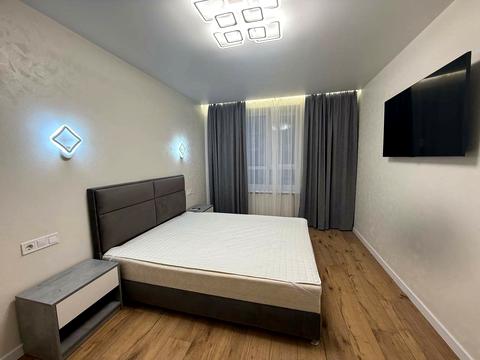 квартира за адресою Сімейна вул., 5