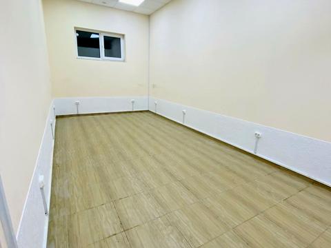 комерційна за адресою Борщагівська вул., 152-А