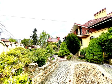 будинок за адресою смт. Брюховичі, Вербова вул., 12