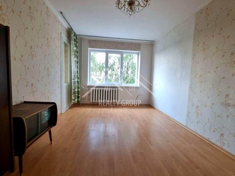 квартира за адресою Івана Авраменка вул. (Корнійчука), 12