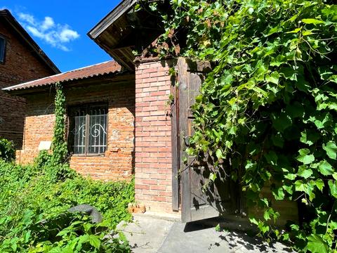 будинок за адресою Правди