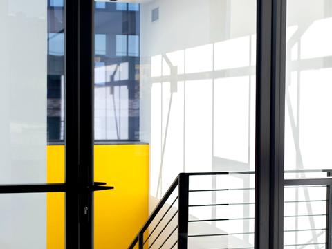 коммерческая по адресу Академіка Книшова ул. (Амурська), 6