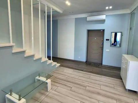 квартира по адресу Дегтярная ул., 7
