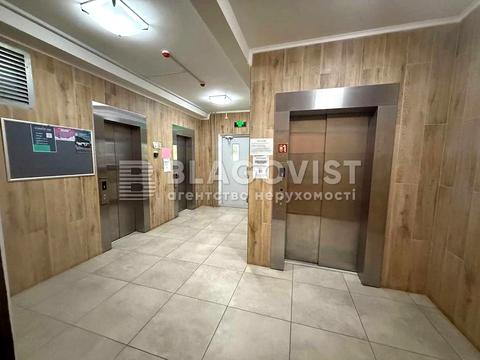 квартира по адресу Ревуцкого ул., 54-А