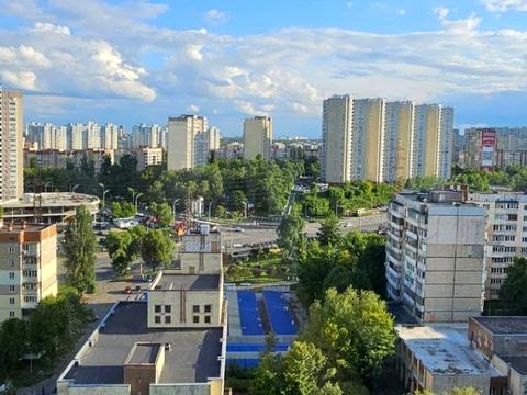 квартира за адресою Європейського Союзу просп. (Правди), 10