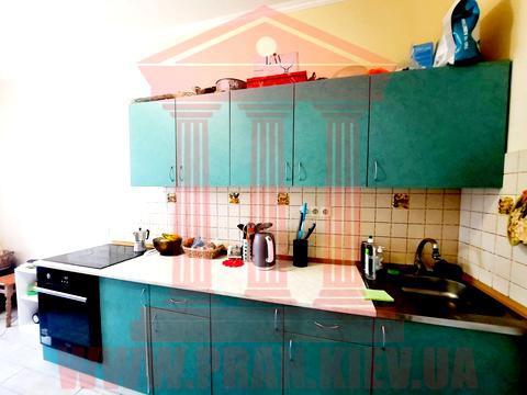 квартира за адресою Привокзальна вул., 8