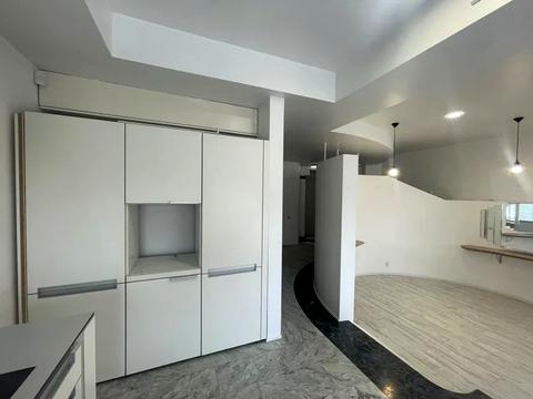 квартира по адресу Челюскина ул., 3