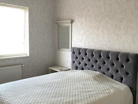 будинок за адресою Русанівські сади вул., 7