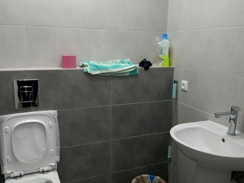 комерційна за адресою Бородинська вул., 11