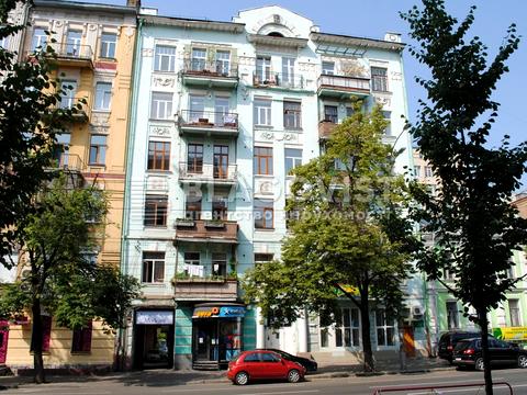 комерційна за адресою Саксаганського вул., 131-А