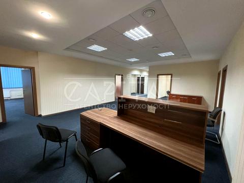 комерційна за адресою Ділова вул. (Димитрова), 5-Б